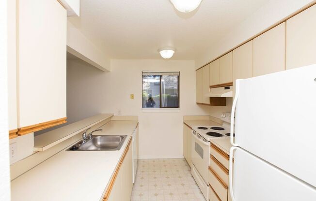 2 beds, 2 baths, 1,230 sqft, $1,850, Unit 10544-303