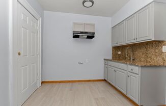 2 beds, 1 bath, $1,325