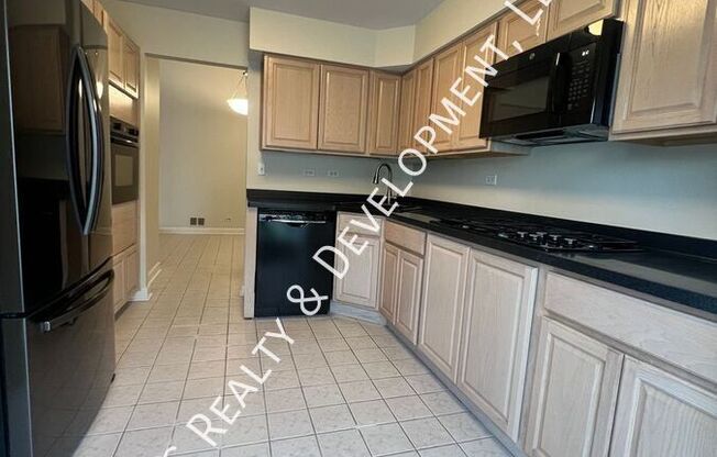 2S772 JAMESTOWN Trail