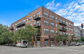 2 S. Leavitt St. Apt #308