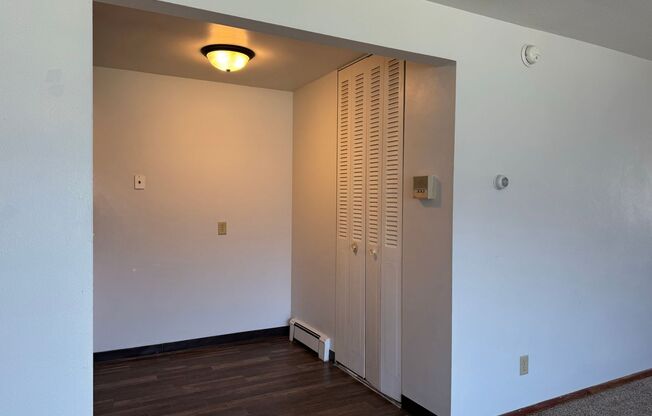 2 beds, 1 bath, 550 sqft, $725, Unit 1119-206