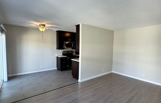1 bed, 1 bath, 700 sqft, $2,340, Unit 12
