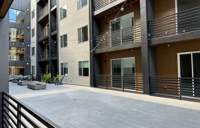 1 bed, 1 bath, 751 sqft, $1,790, Unit 209