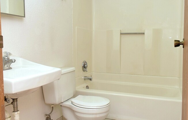 Studio, 1 bath, 315 sqft, $485, Unit 511