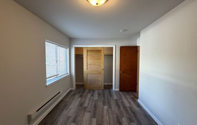 8280 8290 ROOSEVELT RD