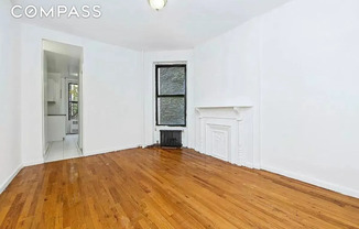 426 AMSTERDAM AVE