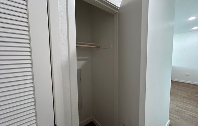 2 beds, 2 baths, 902 sqft, $3,070, Unit 2112-104