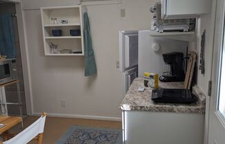 1 bed, 1 bath, $900