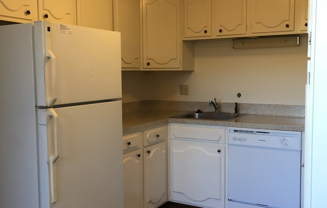 2 beds, 1 bath, 800 sqft, $1,775, Unit 203