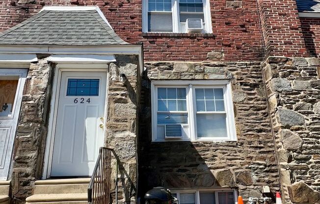 Stunning 3-Bedroom Townhome in Drexel Hill! Available NOW!