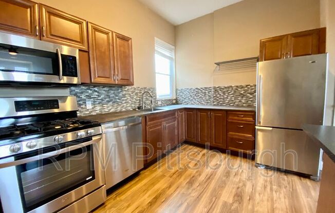 1305 Allegheny Ave.