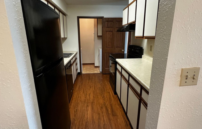 2 beds, 1.5 baths, 760 sqft, $900, Unit PU400X-010