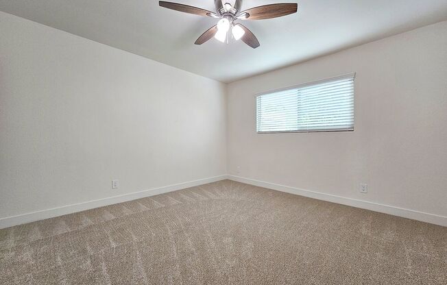 2 beds, 1 bath, 841 sqft, $2,595, Unit 26