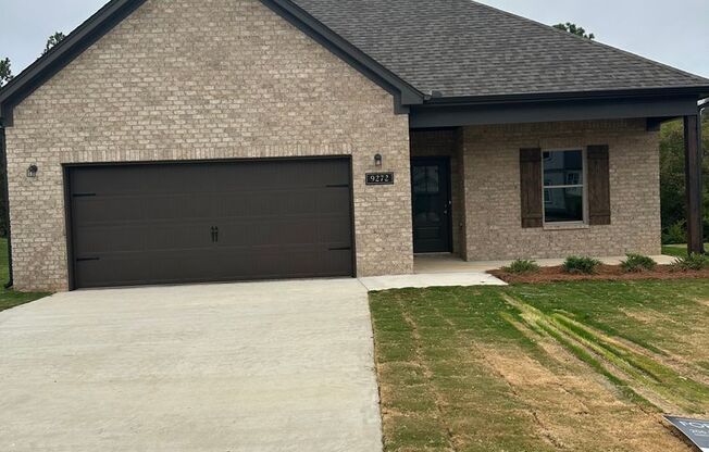 New Construction Home for Rent in Tuscaloosa, AL!!! Sign a 13 month lease by 5/15/24 to receive ONE MONTH free!