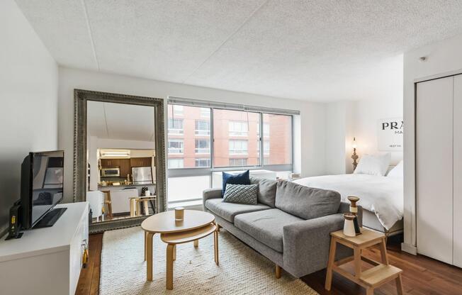 555 W 23 ST