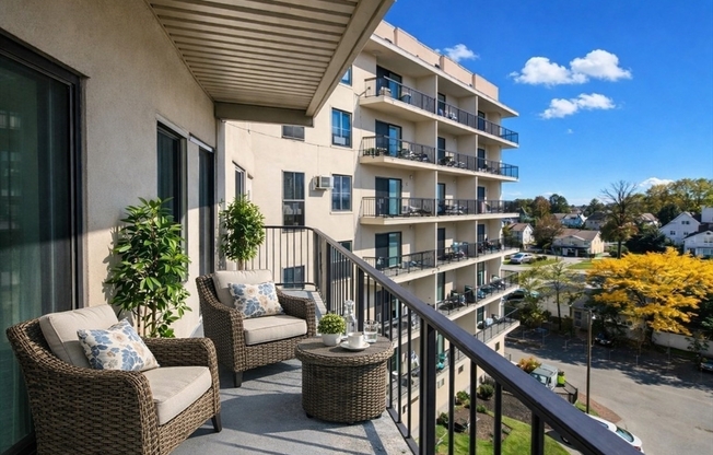 1 bed, 1 bath, 644 sqft, $2,200, Unit 502
