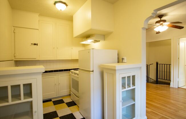 Darling Kerns Two-Story Apartment with Spiral Staircase!