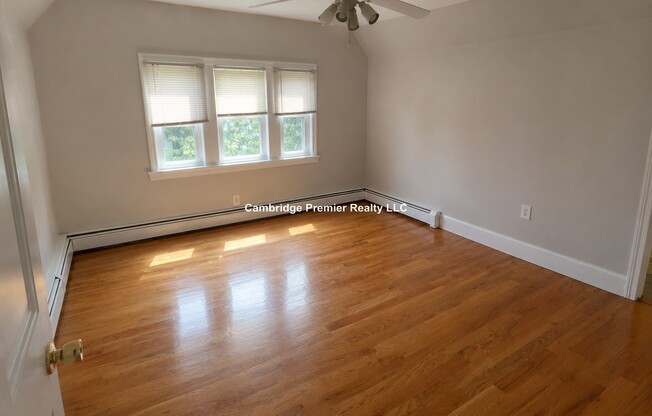 121 N ST