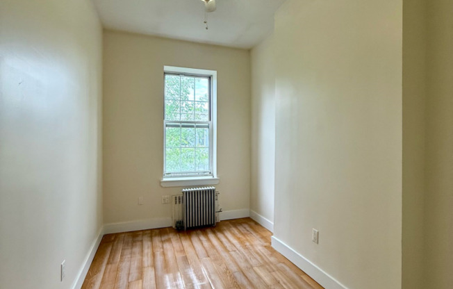 252 KINGSTON AVE