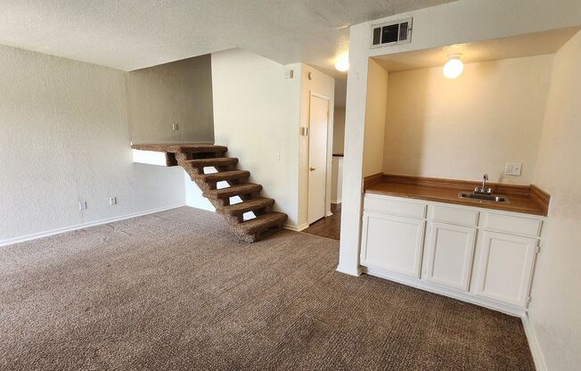 2 beds, 2 baths, $1,150