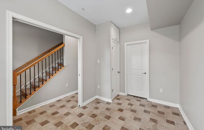 Welcome to 4626 Fait Avenue, a 2bd 2.5bth home in the coveted O'Donnell Square community!