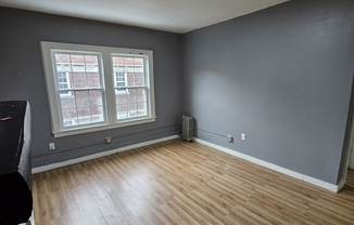 2664 N MORELAND BLVD