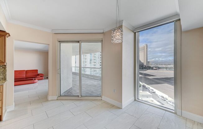 2 beds, 2 baths, $3,450, Unit # 603