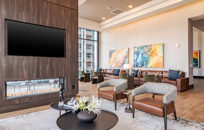 Community Lounge at 903 Peachtree Apartments in Atlanta, GA 30309