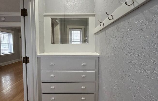 Dewey Apartments (3301 Dewey Ave.)