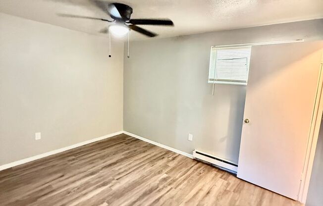 1 bed, 1 bath, $795, Unit 13