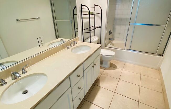 2 beds, 2 baths, $3,500, Unit Unit 404