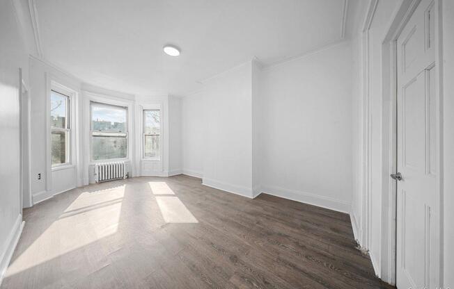 1207 HANCOCK ST
