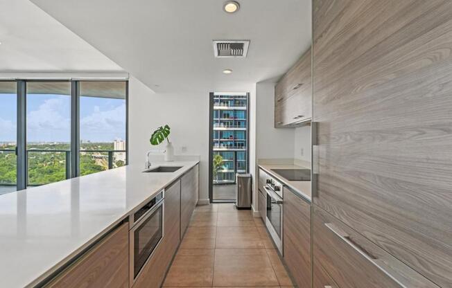 3 beds, 2 baths, 1,154 sqft, $6,000, Unit # 1706