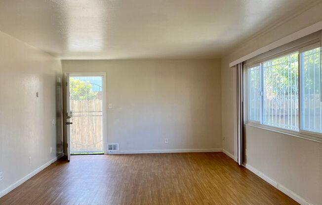 3004 Brookdale