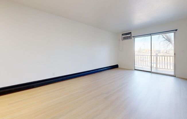 2 beds, 1 bath, 1,050 sqft, $995, Unit 215-201C