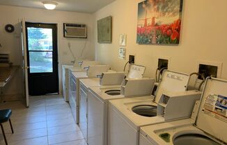 1 bed, 1 bath, 650 sqft, $885, Unit 11A