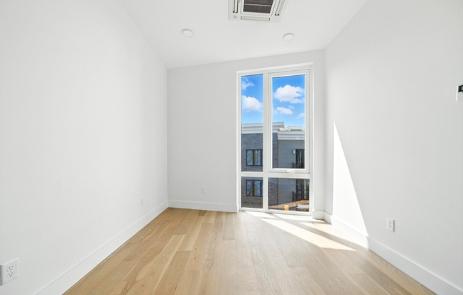 1 bed, 1 bath, 625 sqft, $3,011, Unit 203