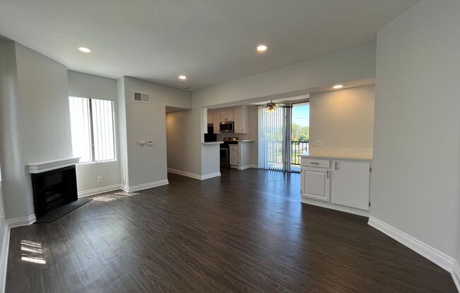 2 beds, 2 baths, 1,200 sqft, $2,648, Unit 112