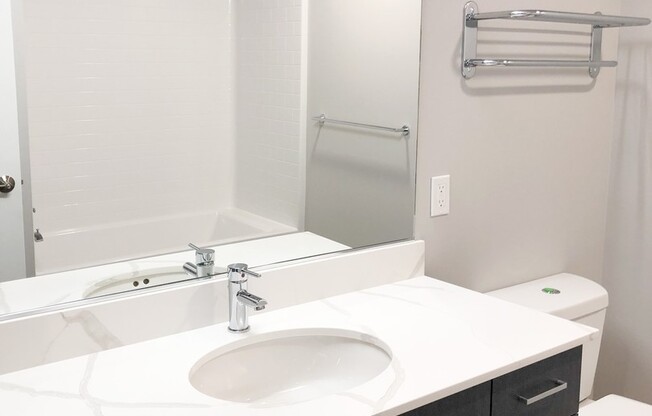 Studio, 1 bath, 460 sqft, $1,695, Unit 227