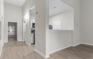 3 beds, 2 baths, 1,450 sqft, $1,660, Unit 215