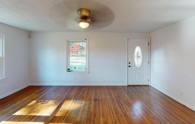250 MERCER AVE