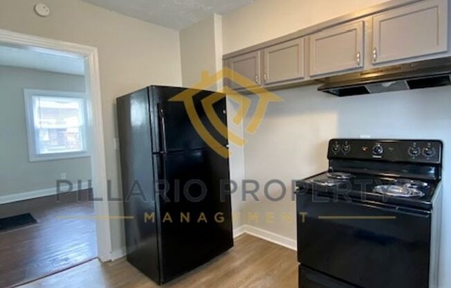 3 beds, 1 bath, $1,250