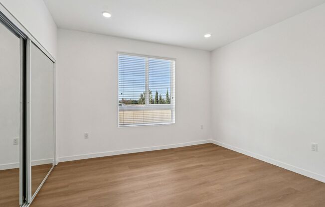 2 beds, 2 baths, $2,899, Unit 405