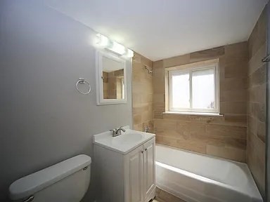 40 BRYON RD