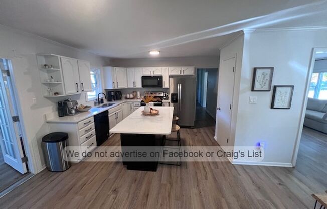 3 beds, 2 baths, $1,595