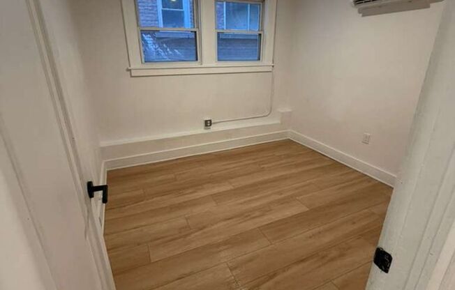 1 bed, 1 bath, 600 sqft, $970, Unit Unit 101