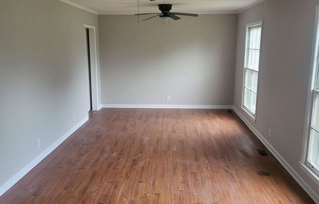 Nice ranch style house on great lot in Madison, Tennessee