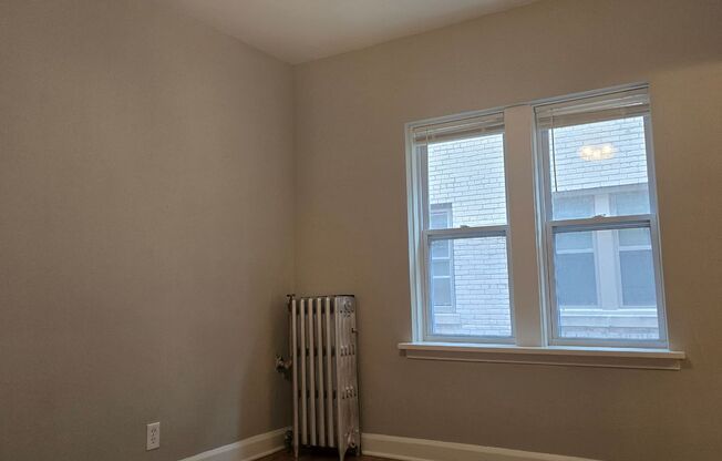 Studio, 1 bath, $725, Unit 117