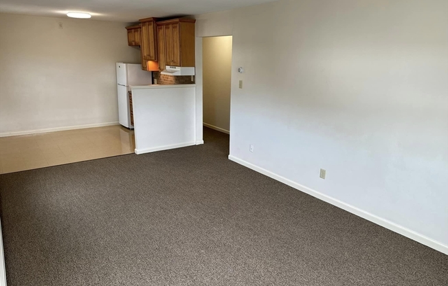 1 bed, 1 bath, 675 sqft, $1,850, Unit 52