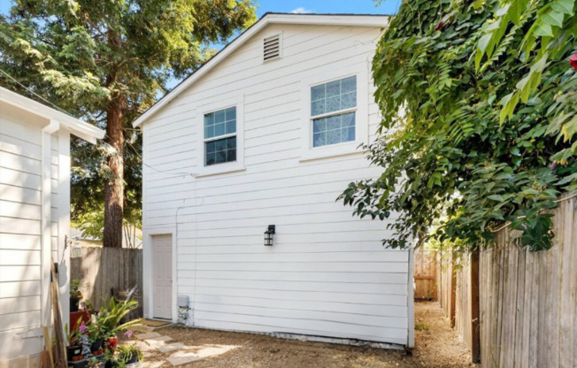 138 Lincoln Street
